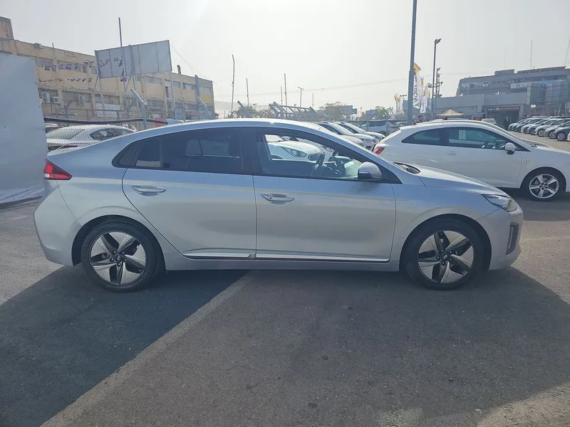 Hyundai IONIQ 2nd hand, 2021