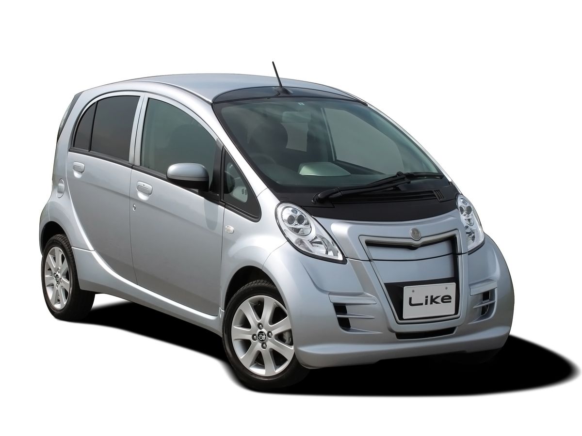 מיטסואוקה לייק 2010. מרכב, צורה. מיני 5 דלתות, 1 דור