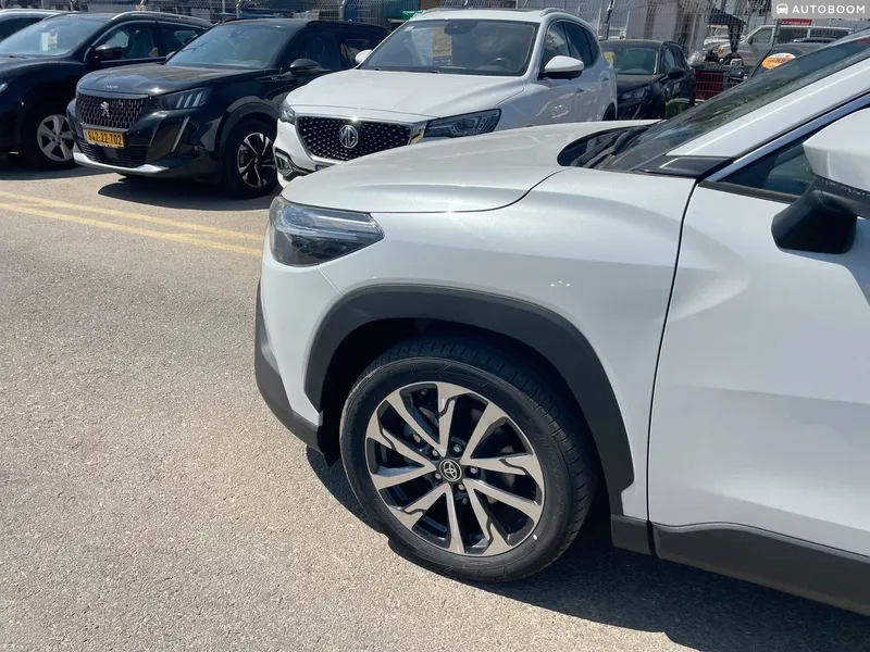 Toyota Corolla Cross new car, 2026
