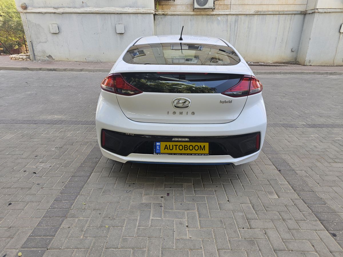 Hyundai IONIQ 2nd hand, 2018, private hand