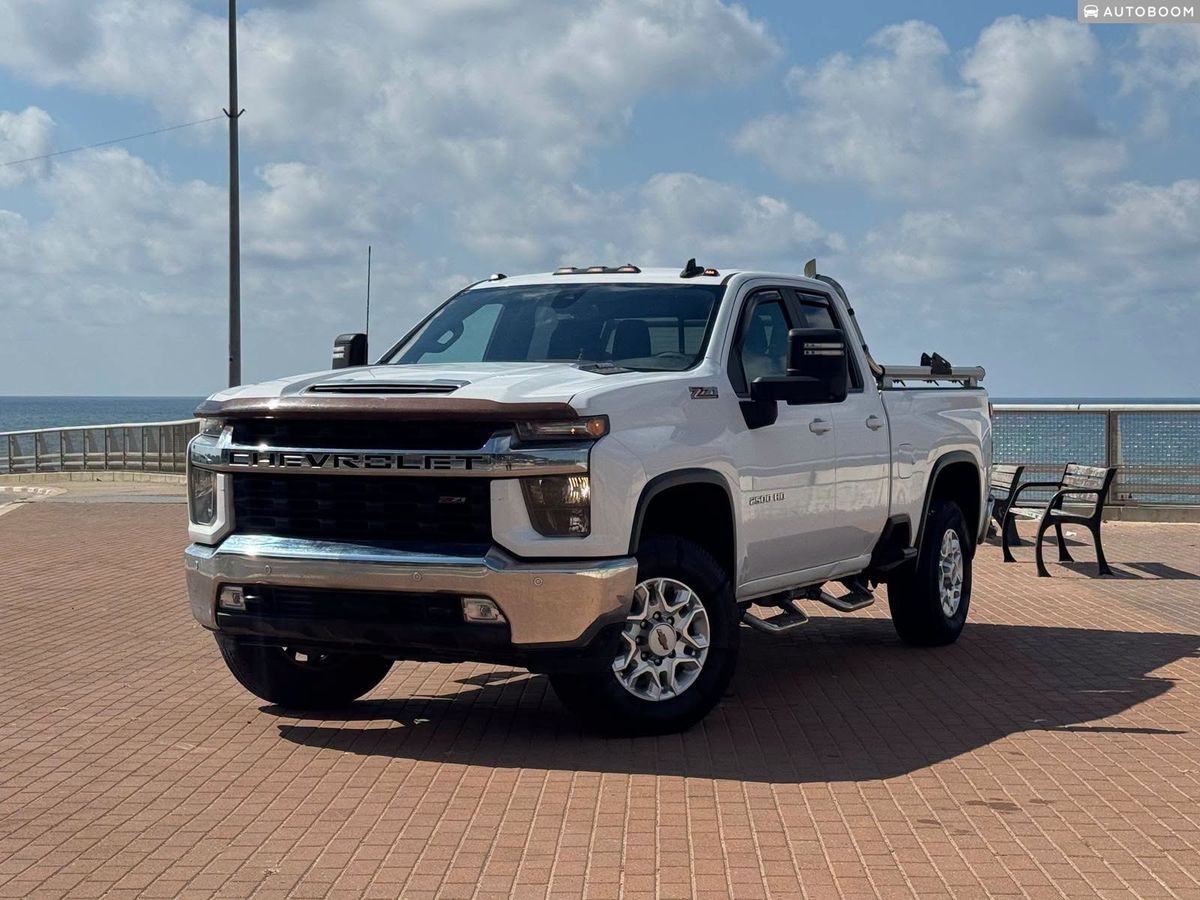Chevrolet Silverado с пробегом, 2021