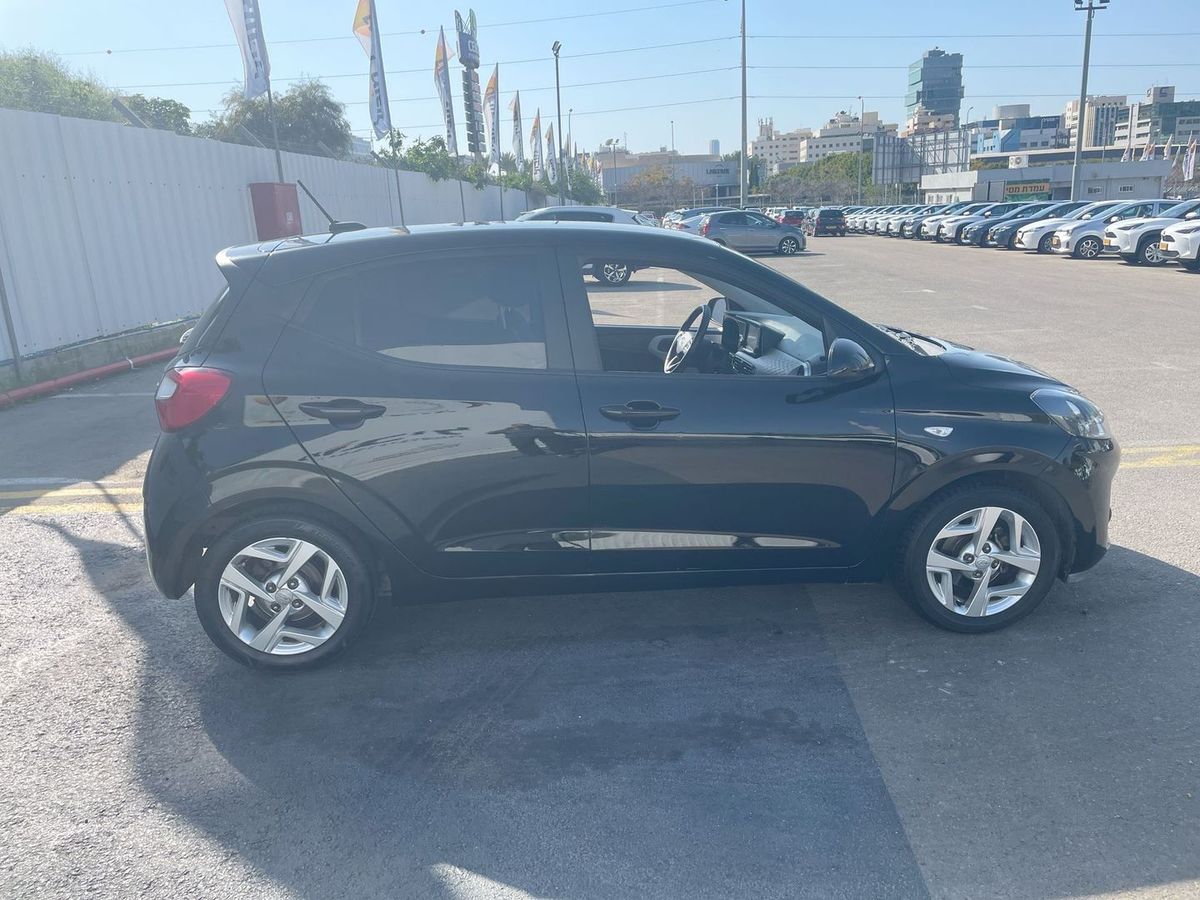 Hyundai i10 с пробегом, 2023