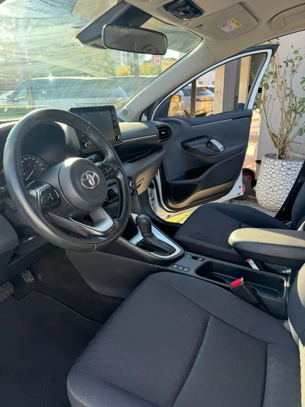 Toyota Yaris 2nd hand, 2021, private hand