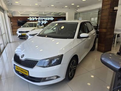 احصل على إعلانات جديدة لمبيعات السيارات {inRegion}