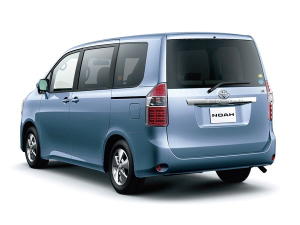 Toyota Noah 2007. Bodywork, Exterior. Minivan, 2 generation