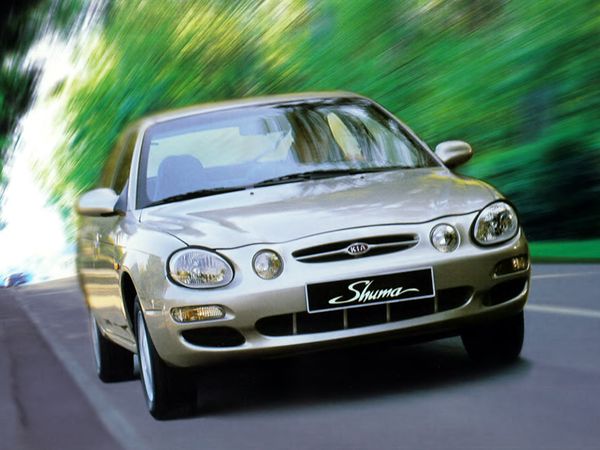 كيا شوما 1997. الهيكل، المظهر الخارجي. ليفتباك, 1 الجيل