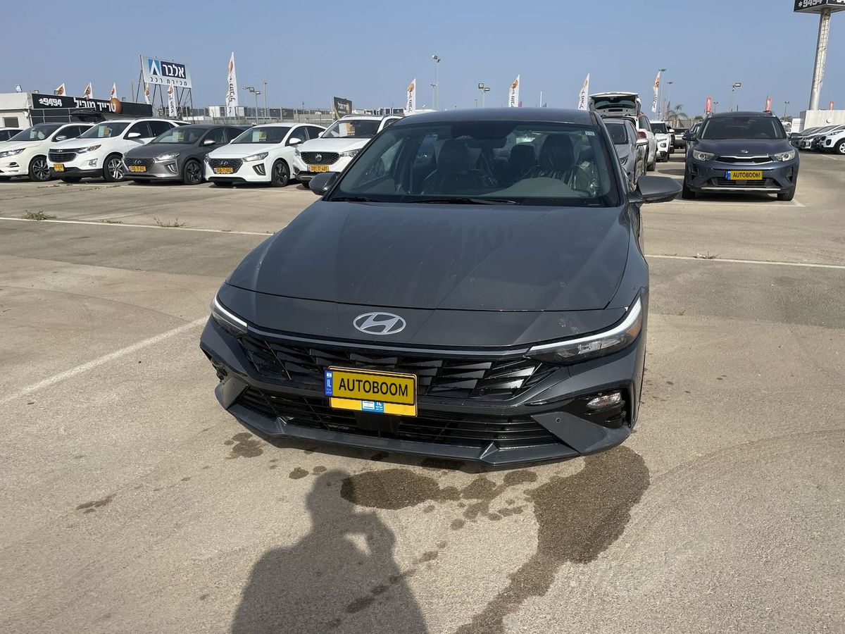 Hyundai Elantra nouvelle voiture, 2024