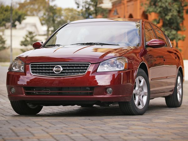 نيسان ألتيما ‏2004. الهيكل، المظهر الخارجي. سيدان, 3 الجيل، تحديث