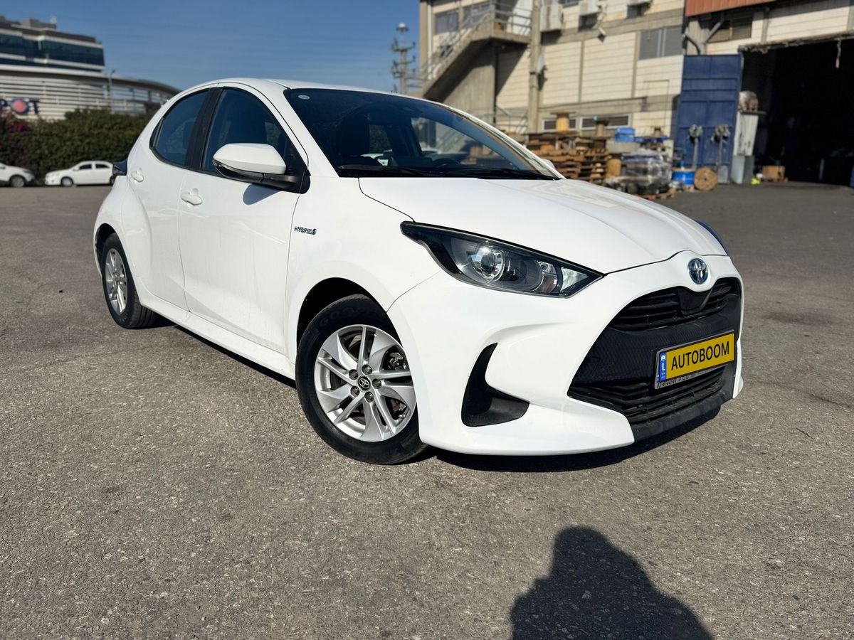 טויוטה יאריס יד 2 רכב, 2021, פרטי