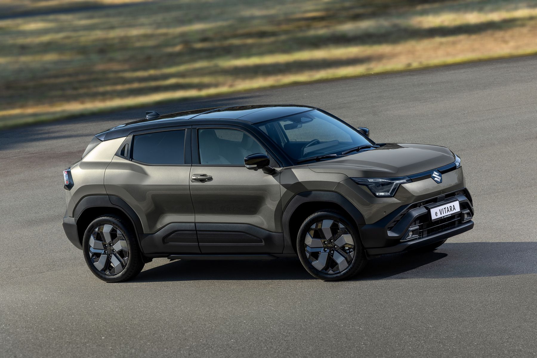 Suzuki e Vitara 2024. Кузов. SUV 5 дв., 1 поколение
