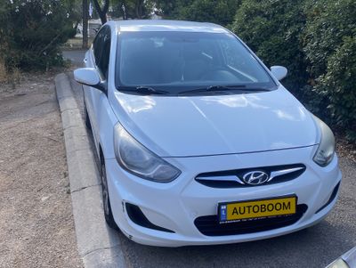Hyundai i25 2nd hand, 2013, private hand