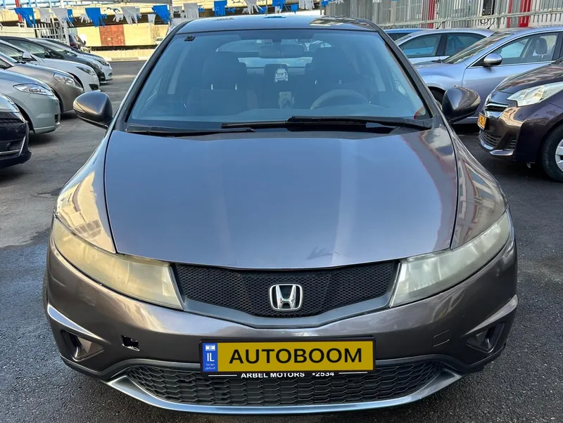 Honda Civic с пробегом, 2011