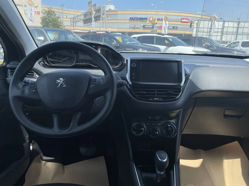 Peugeot 208 2ème main, 2017, main privée