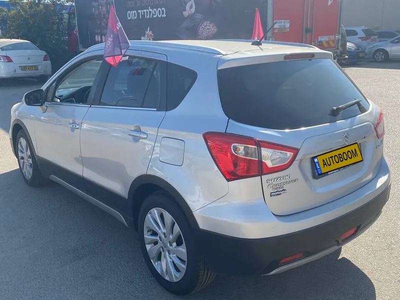 Suzuki Crossover с пробегом, 2021