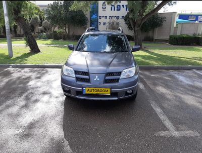 Mitsubishi Outlander 2nd hand, 2005, private hand