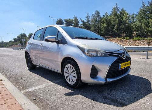 Toyota Yaris, 2015, фото