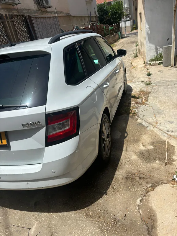 Škoda Fabia 2ème main, 2017, main privée