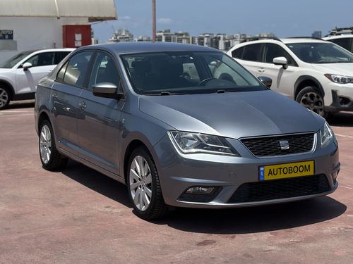SEAT Toledo, 2013, photo