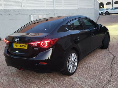 Mazda 3 с пробегом, 2018, частная рука