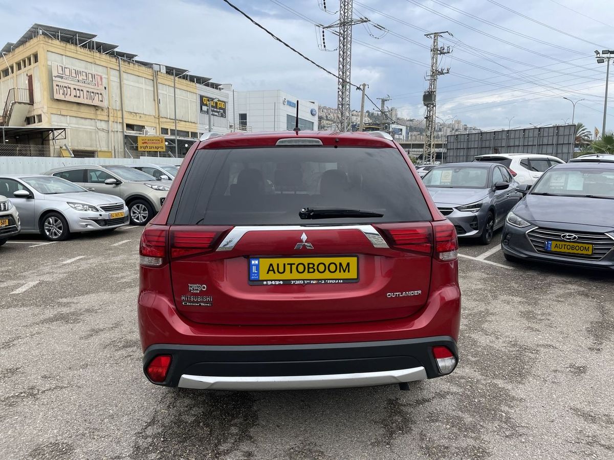 Mitsubishi Outlander 2nd hand, 2016, private hand