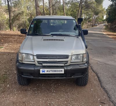 Isuzu Trooper с пробегом, 1999, частная рука