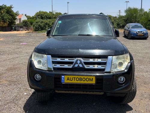 Mitsubishi Pajero с пробегом, 2011, частная рука