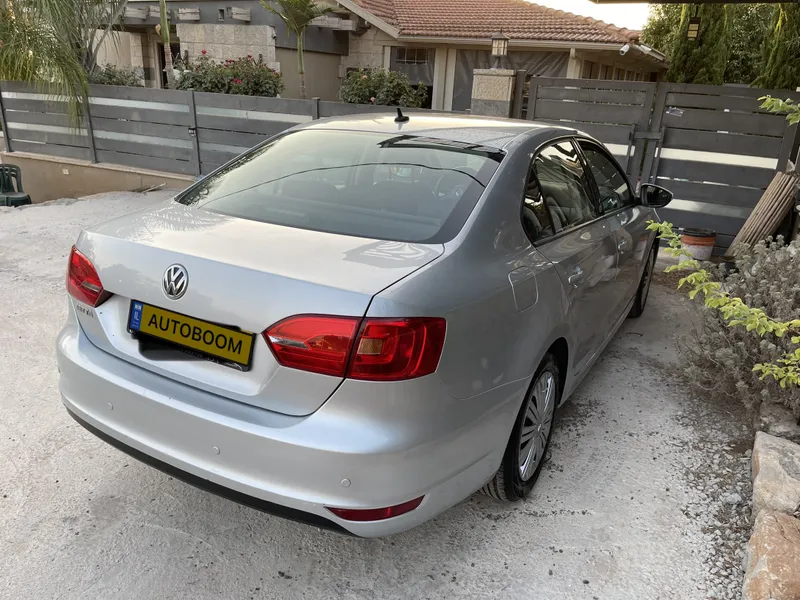 Volkswagen Jetta 2nd hand, 2014, private hand