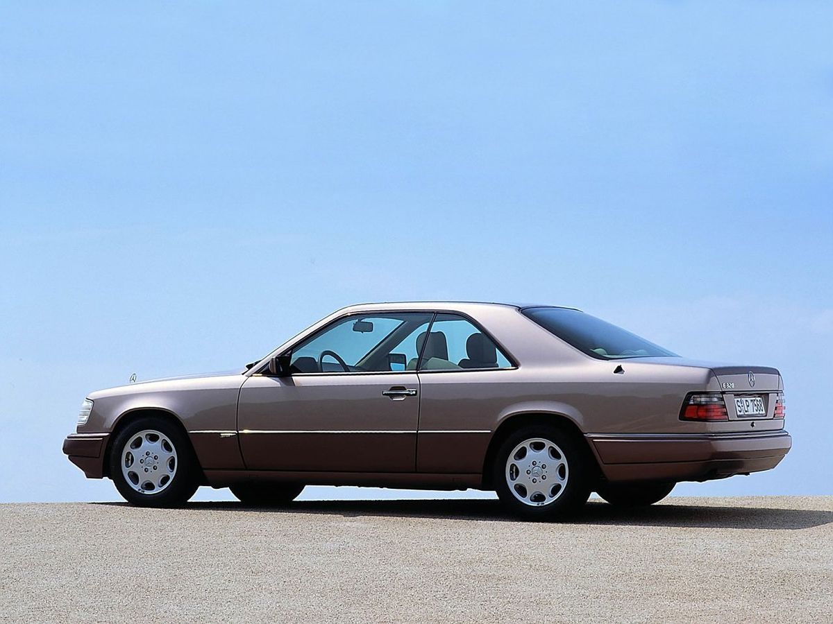 Mercedes E-Class AMG 1994. Carrosserie, extérieur. Coupé sans montants, 1 génération