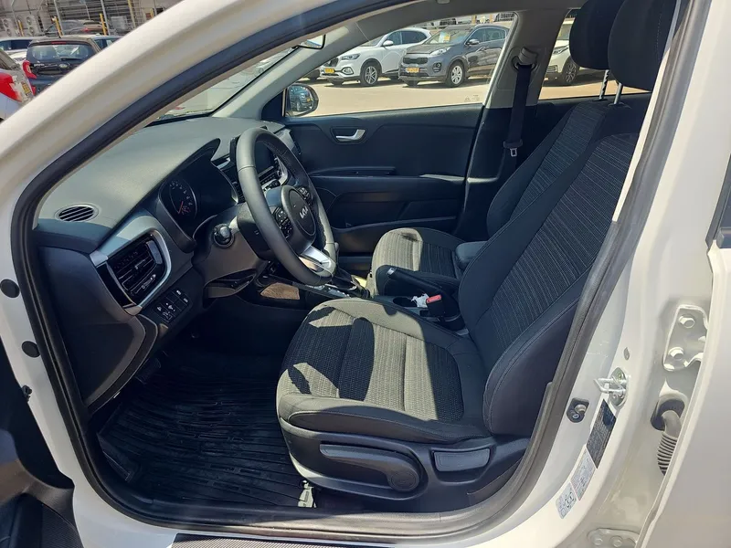 Kia Stonic 2nd hand, 2022, private hand