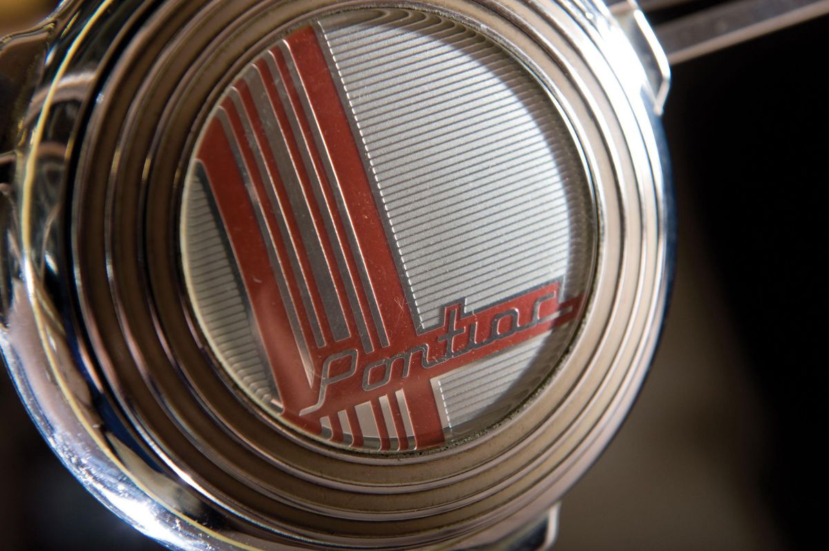 Pontiac Torpedo 1939. Steering wheel. Sedan, 1 generation