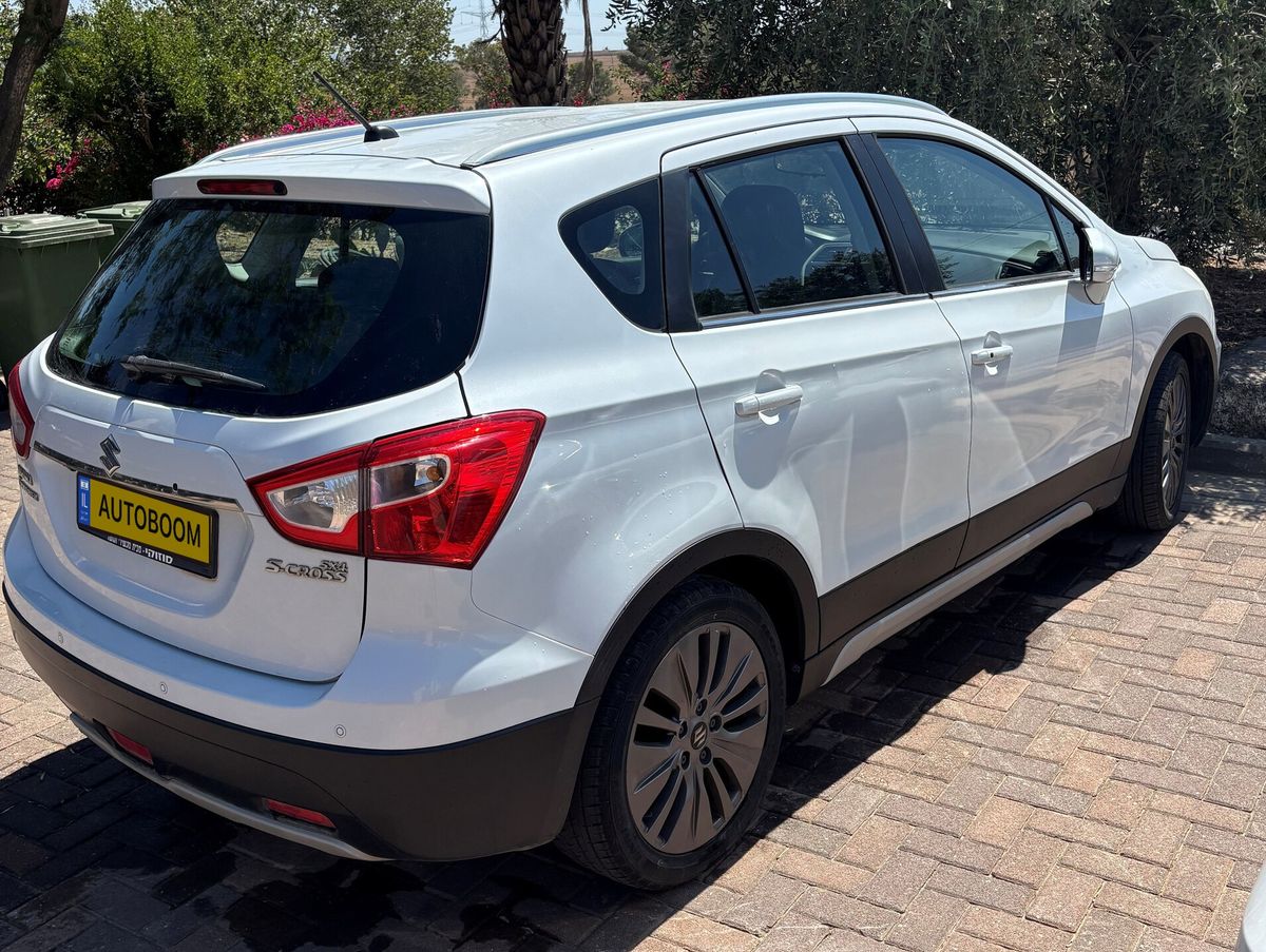 סוזוקי קרוסאובר SX4 יד 2 רכב, 2017, פרטי