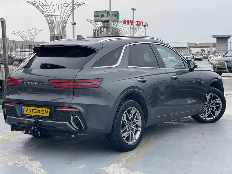 Genesis GV70 2nd hand, 2023, private