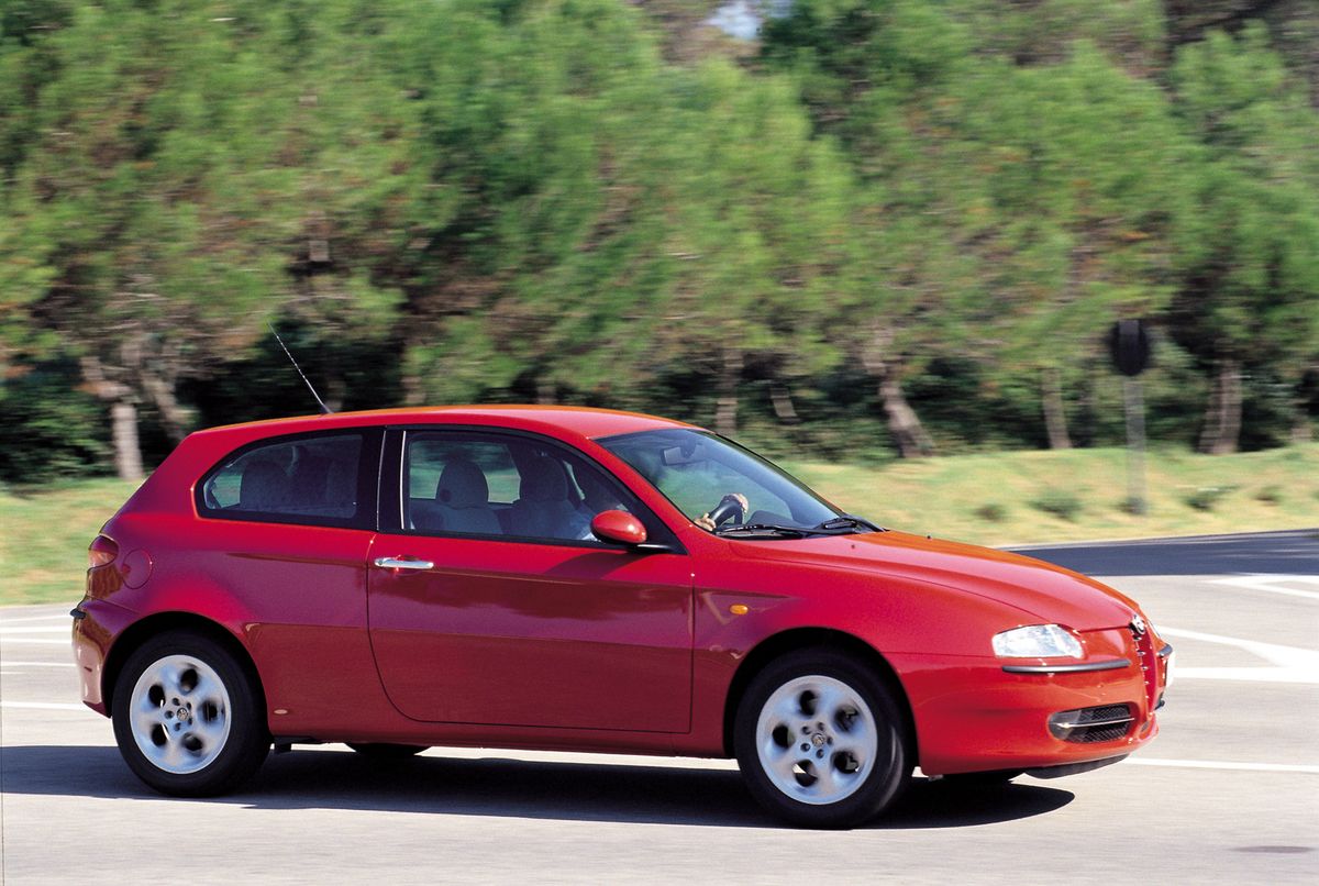 Alfa Romeo 147 - generations, types of execution and years of manufacture —