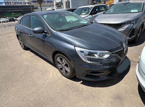 Renault Megane, 2022, photo
