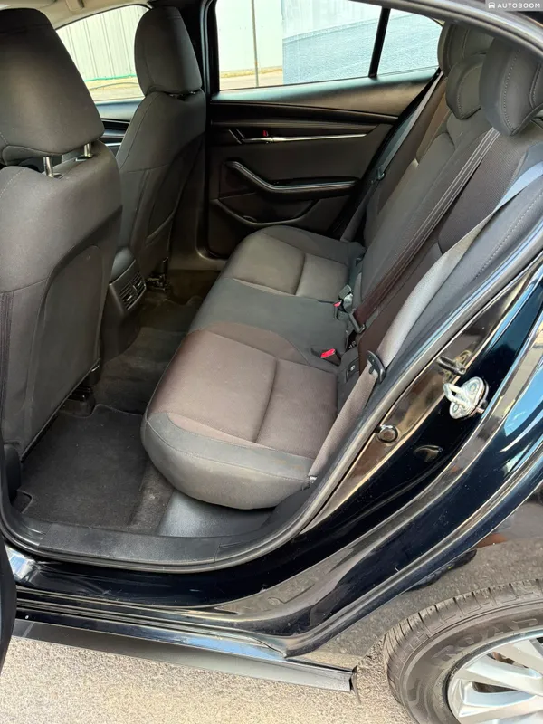 Mazda 3 2nd hand, 2023, private