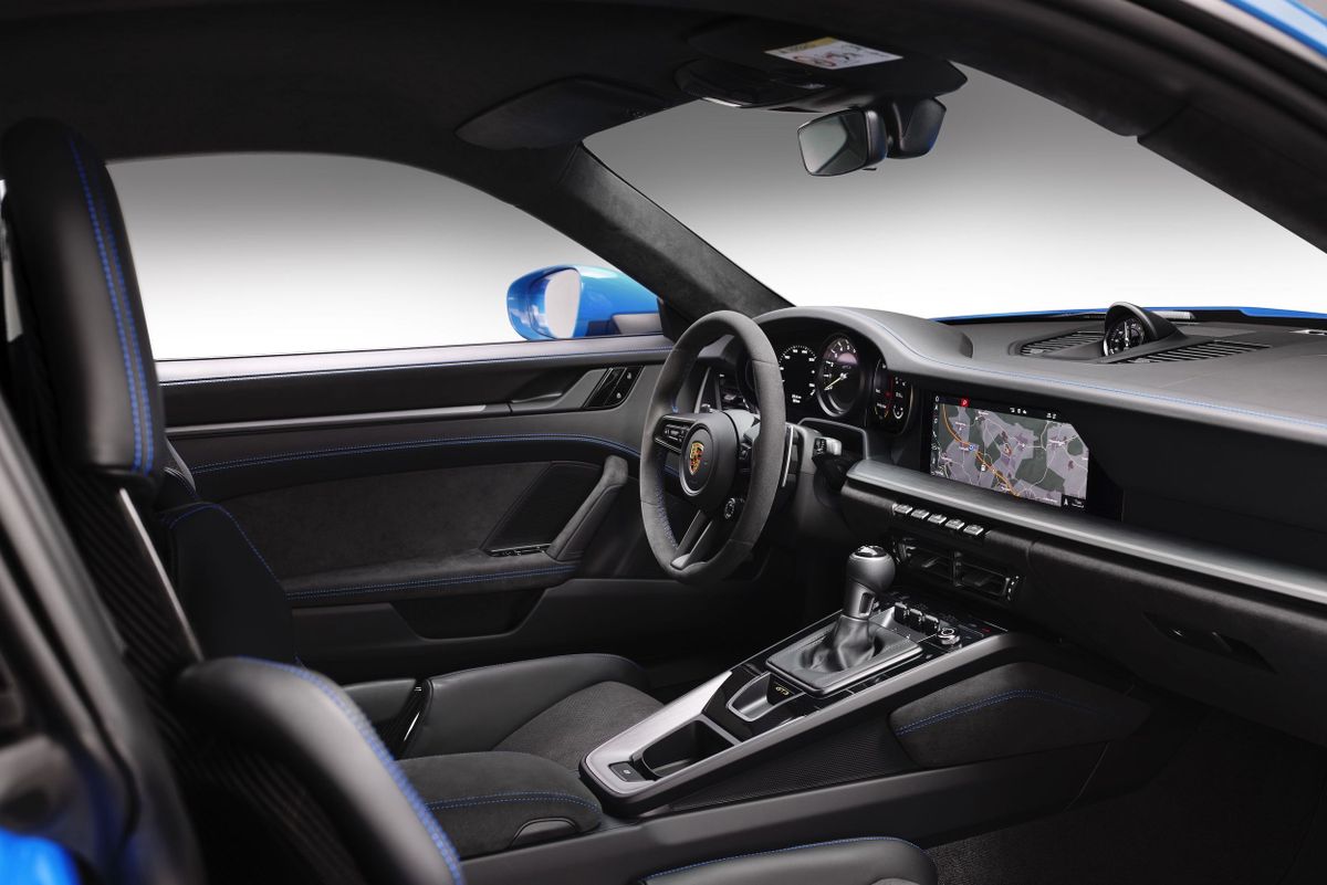 Порше 911 GT3 2021. Передние сидения. Купе, 4 поколение