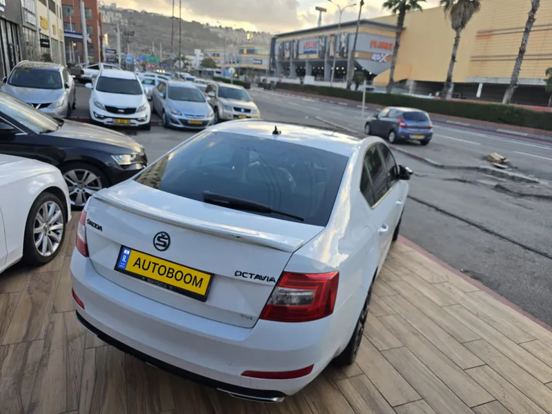 Škoda Octavia 2ème main, 2017, main privée