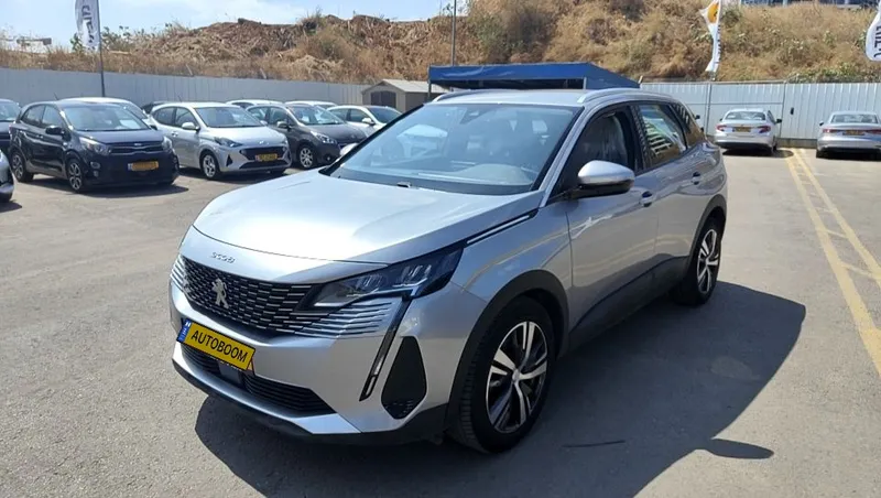 Peugeot 3008 с пробегом, 2021