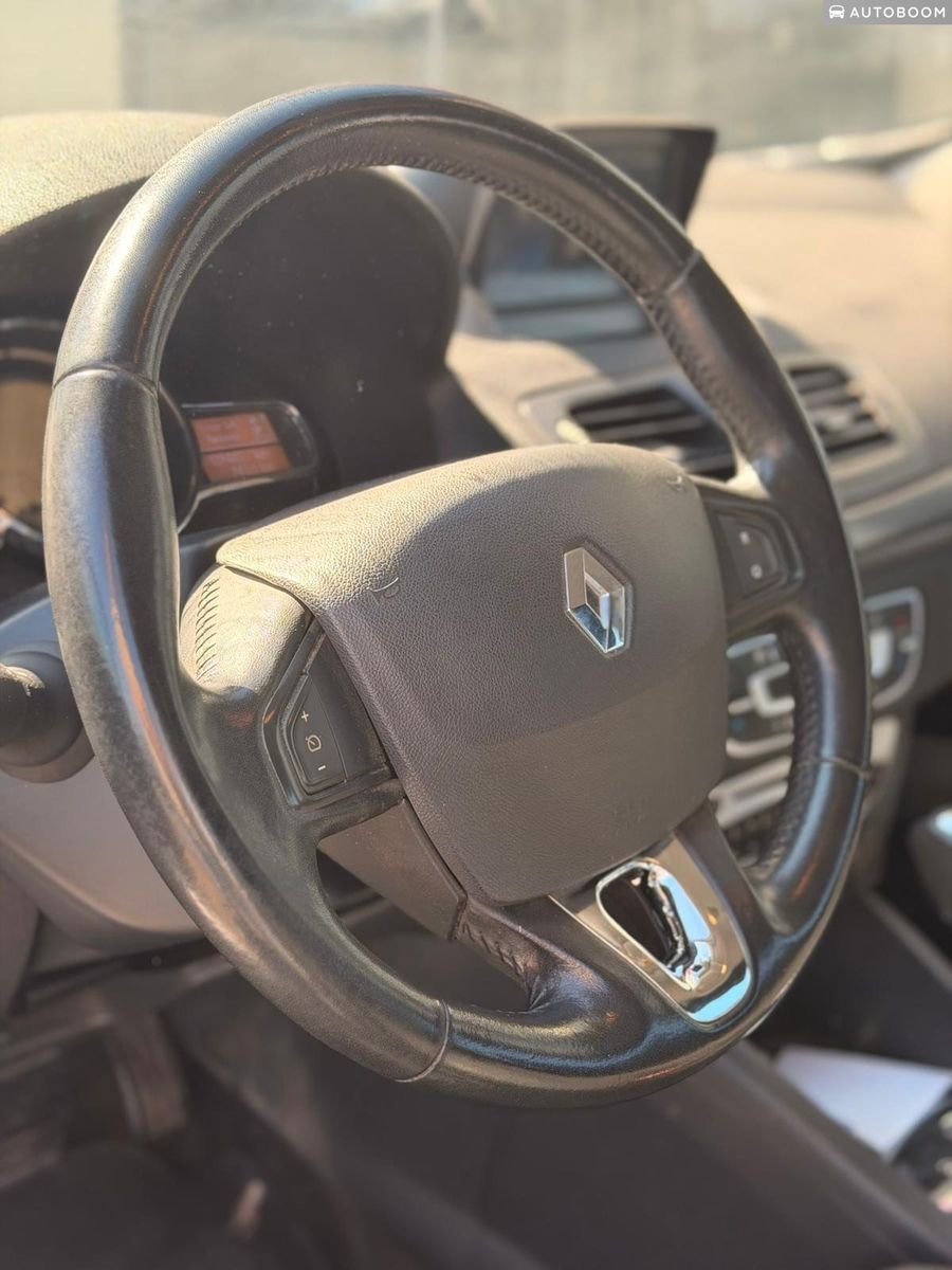 Renault Megane с пробегом, 2016