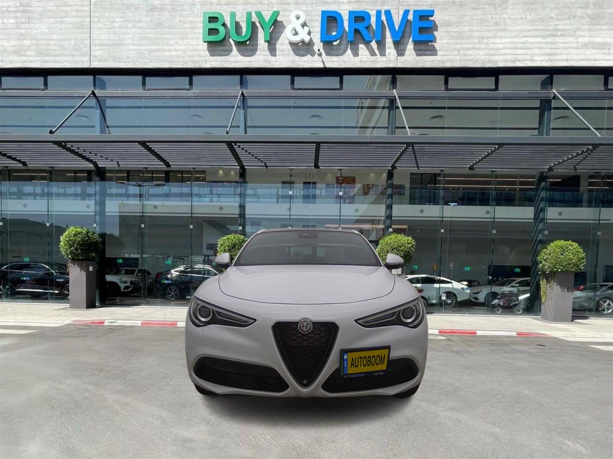 Alfa Romeo Stelvio 2ème main, 2021, main privée