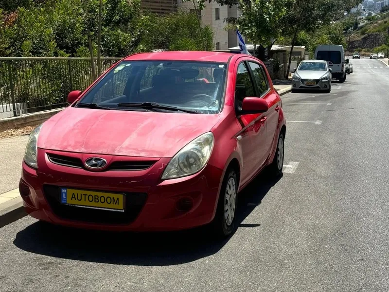 יונדאי i20 יד 2 רכב, 2010, פרטי
