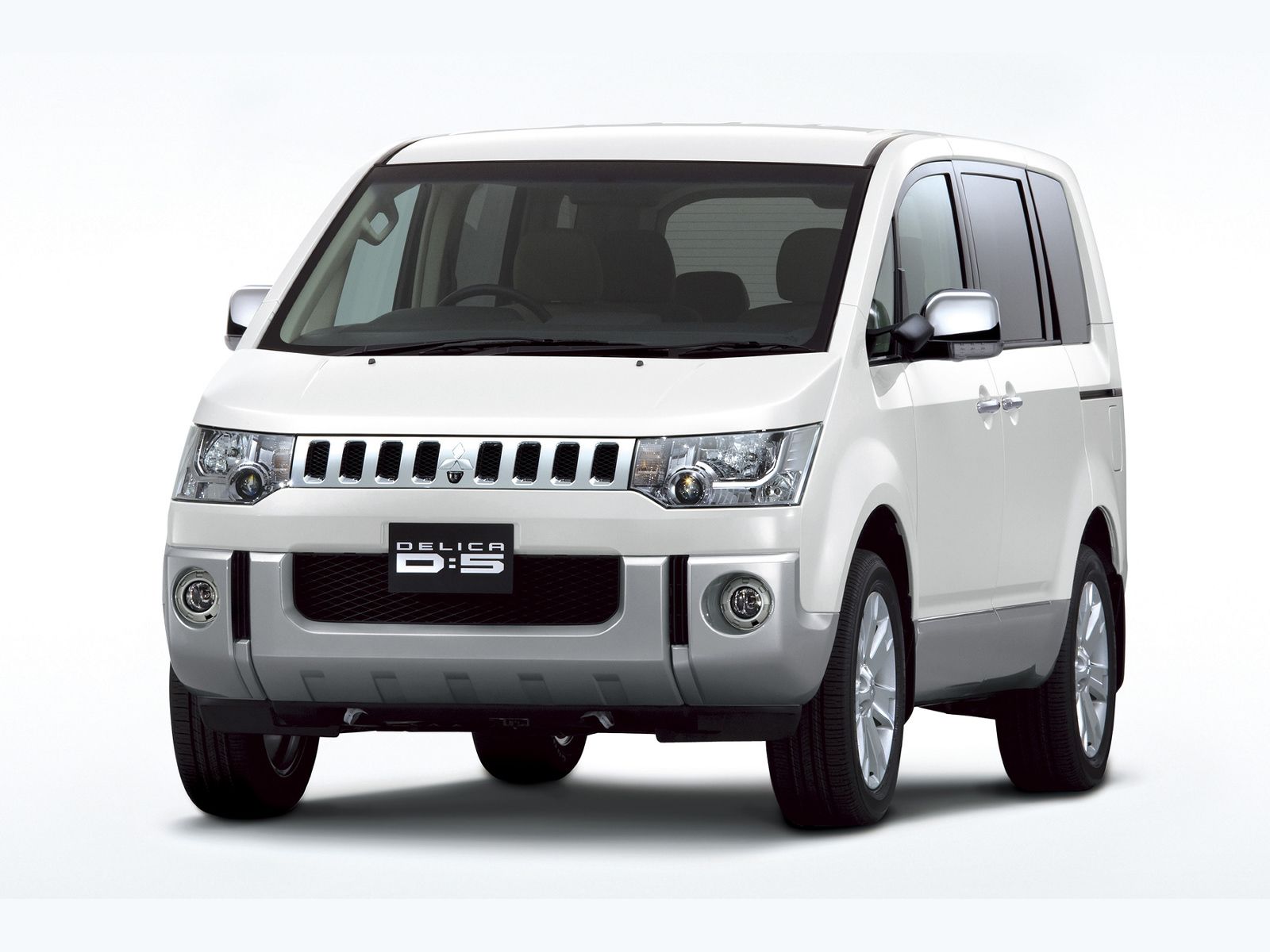 Mitsubishi d. Mitsubishi Delica d5. Mitsubishi Delica 5 поколения. Mitsubishi Delica d5 2014. Mitsubishi Delica 5d (d5) 2007.