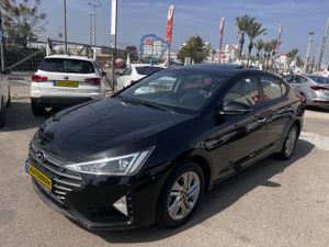 Hyundai Elantra, 2021, photo