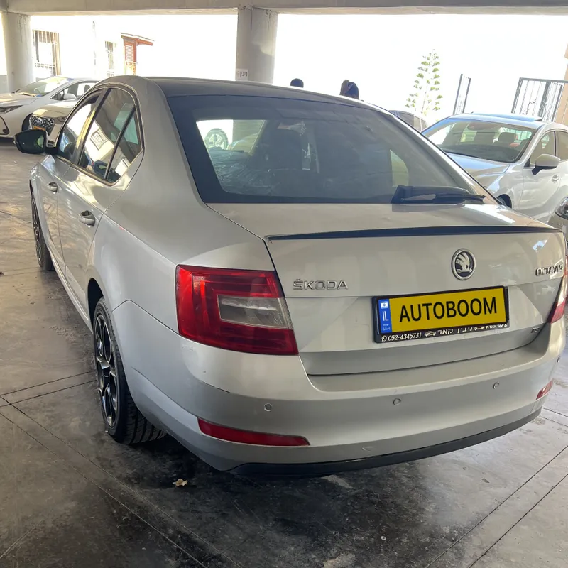 Škoda Octavia 2ème main, 2015, main privée