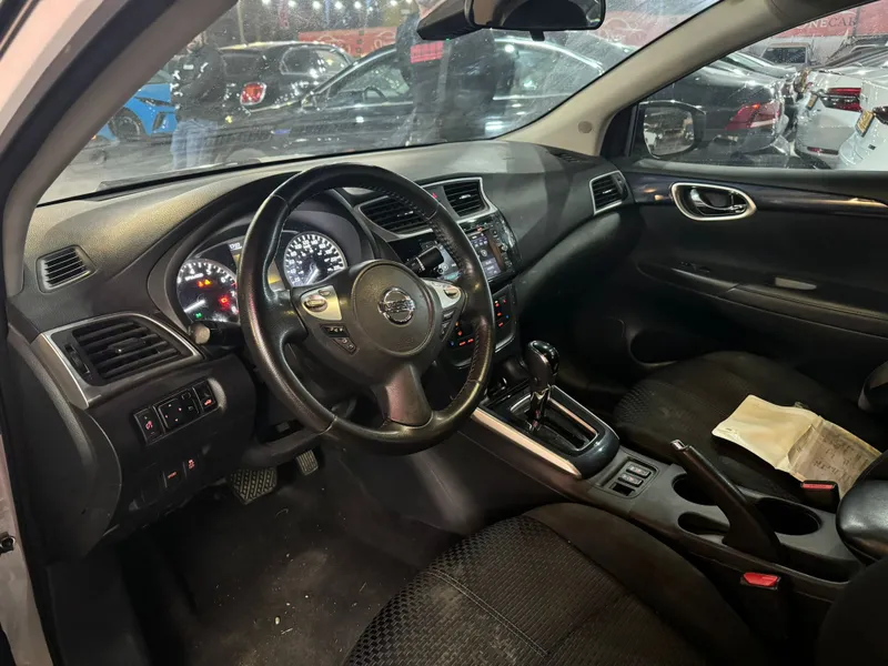 Nissan Sentra 2nd hand, 2020