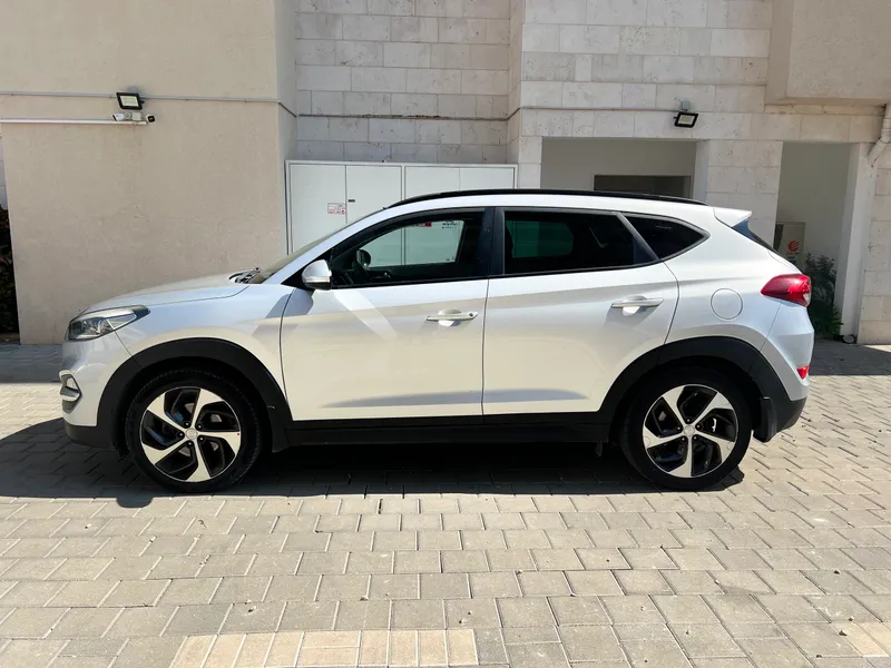 Hyundai Tucson 2nd hand, 2016