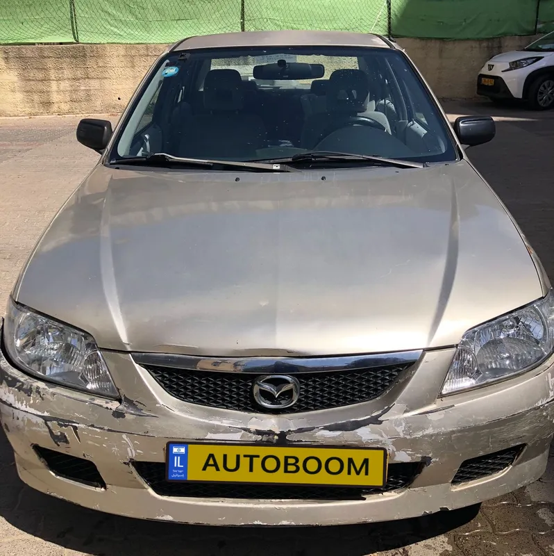 מאזדה 323 לאנטיס יד 2 רכב, 2004, פרטי