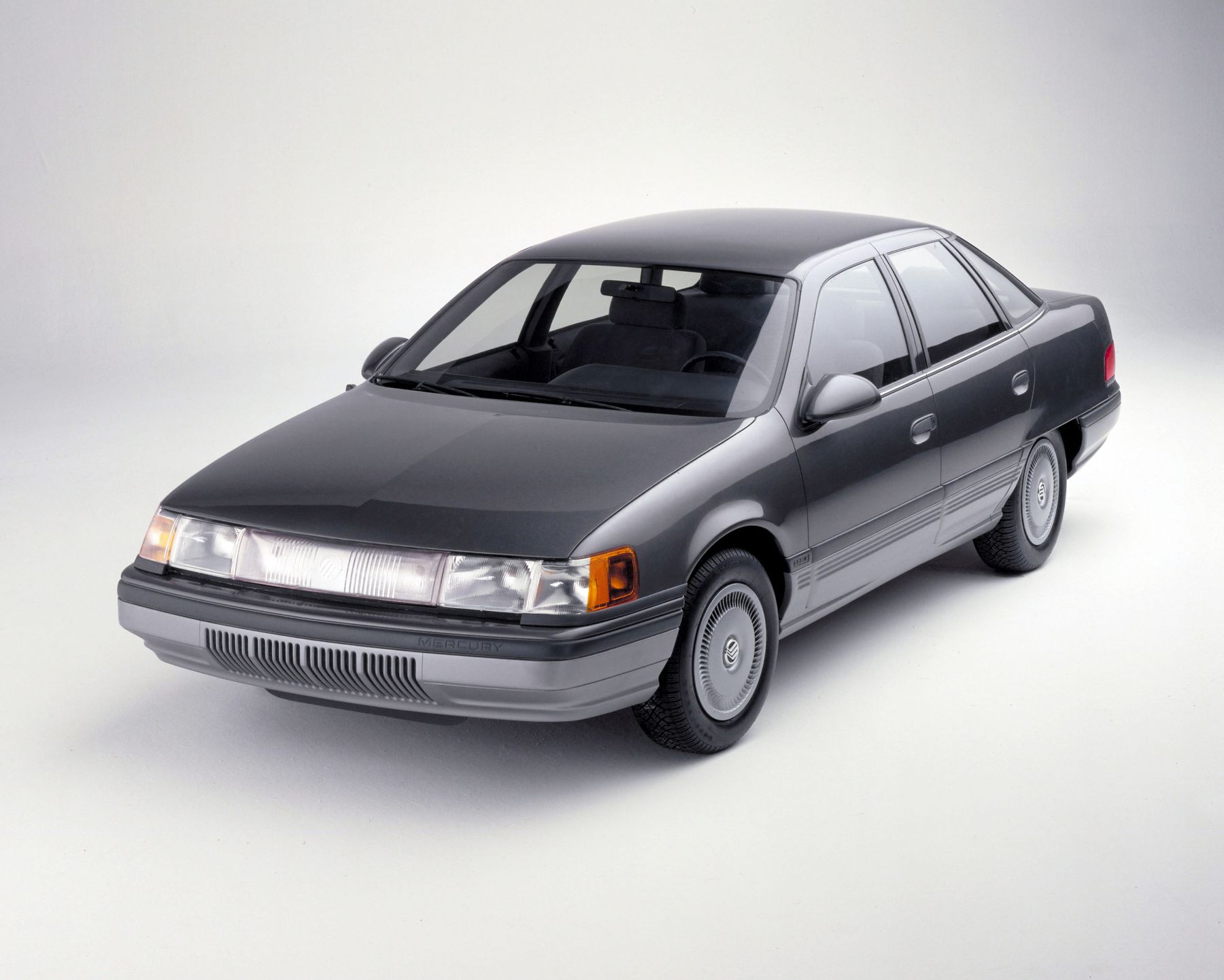 Ford Mercury Town sedan