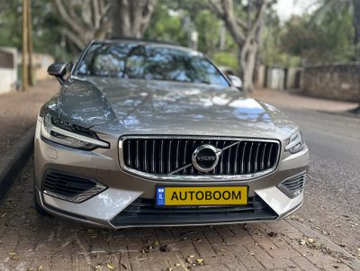 Volvo S60 2nd hand, 2020, private hand