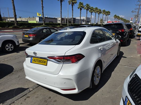 Toyota Corolla с пробегом, 2020, частная рука